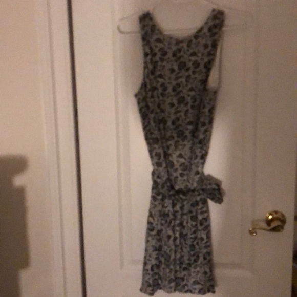 Black and blue floral sundress - Picture 2 of 2